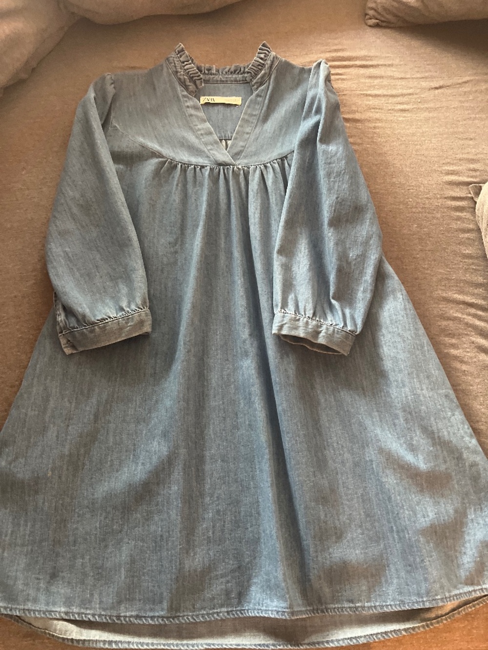 Denim Dress – Short Sleeves with Ruffle Collar